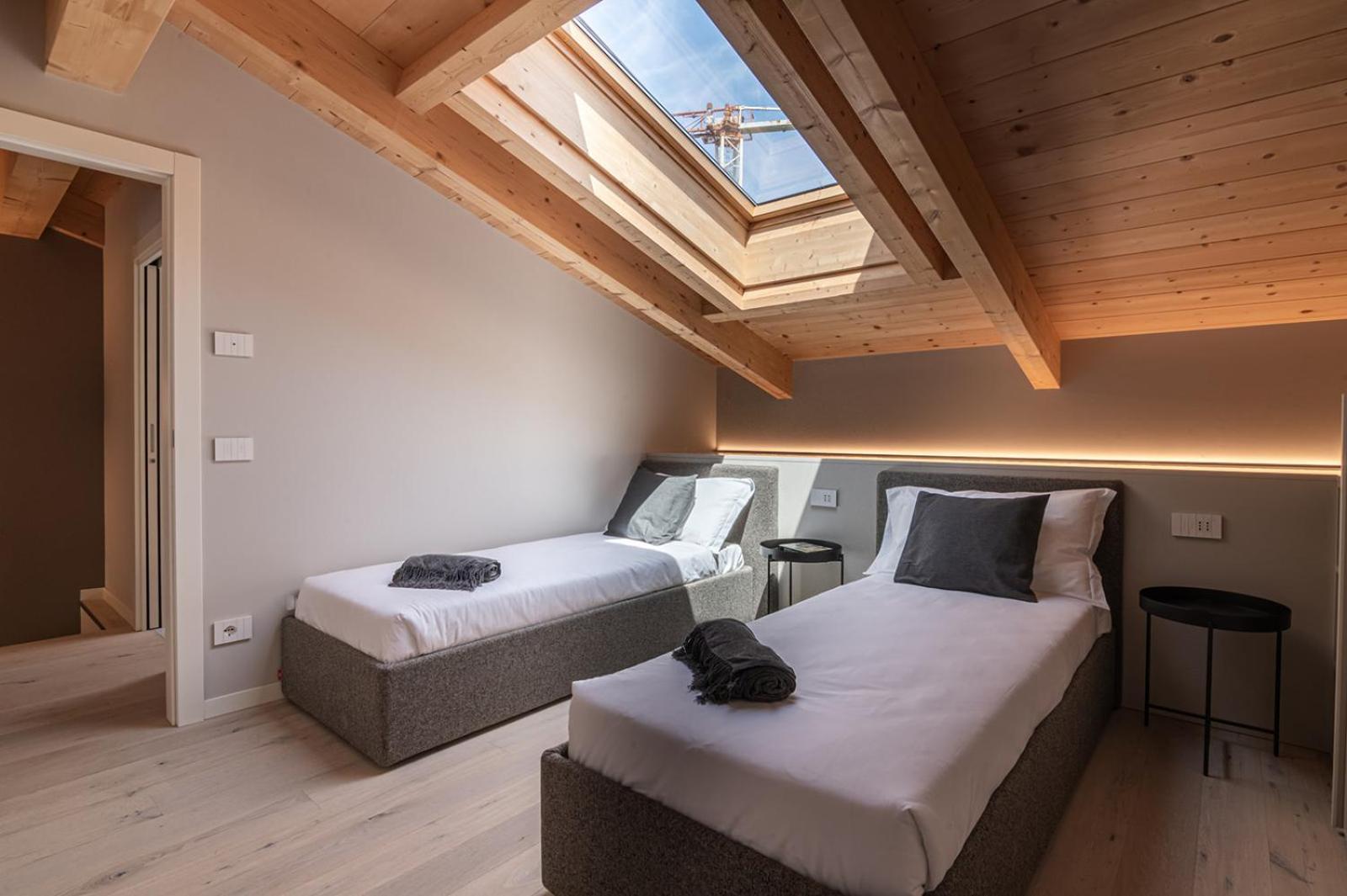 Lago Dorato Luxury Apartments & Villa - Lake Como View Colico Exteriör bild
