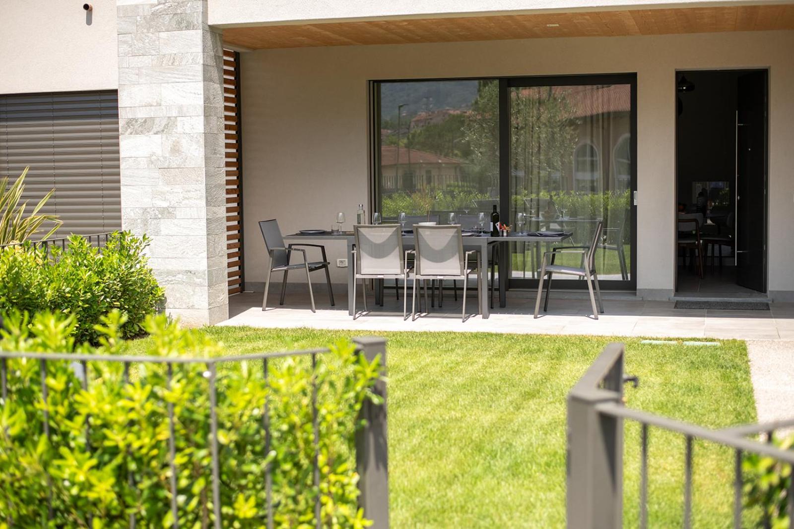 Lago Dorato Luxury Apartments & Villa - Lake Como View Colico Exteriör bild