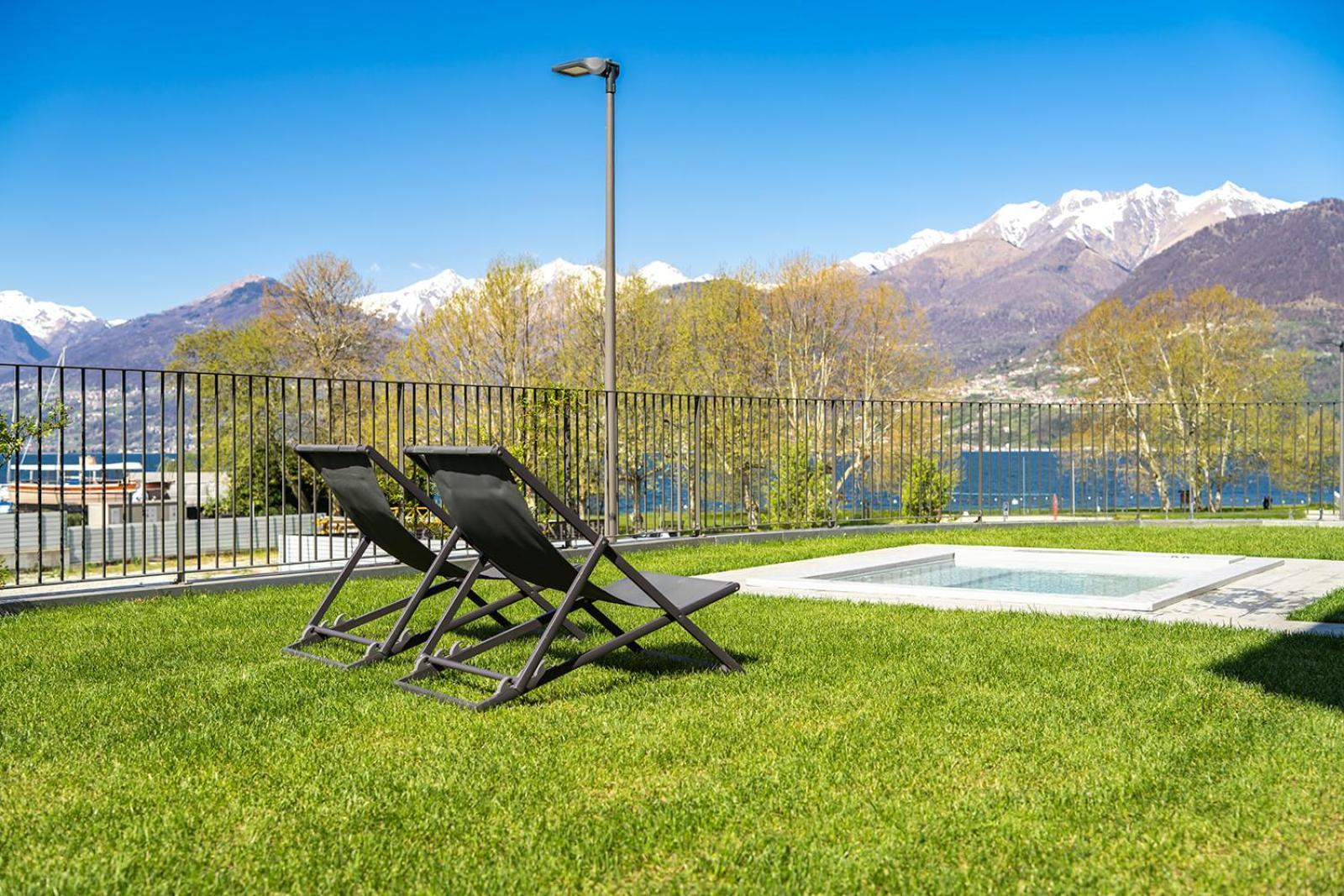 Lago Dorato Luxury Apartments & Villa - Lake Como View Colico Exteriör bild