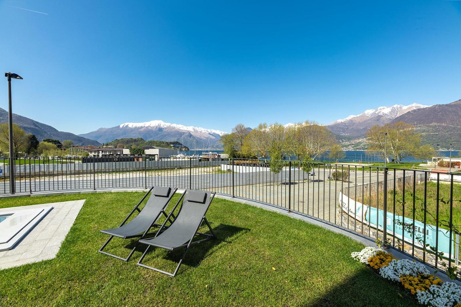 Lago Dorato Luxury Apartments & Villa - Lake Como View Colico Exteriör bild