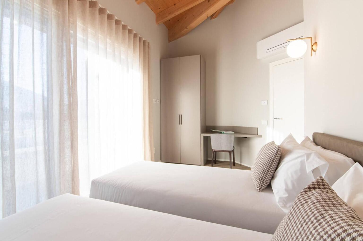 Lago Dorato Luxury Apartments & Villa - Lake Como View Colico Exteriör bild
